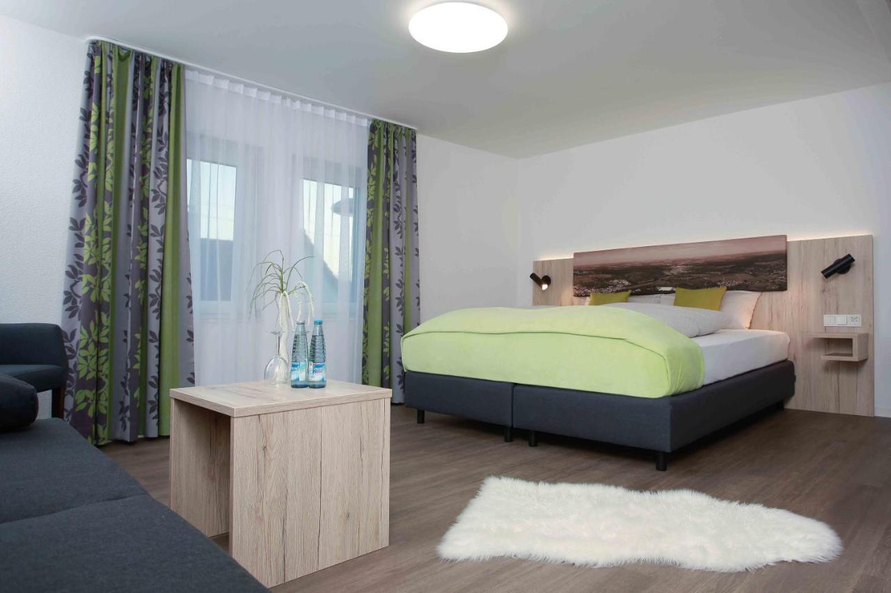 Hotel Landgasthof Linde Nuertingen Buitenkant foto